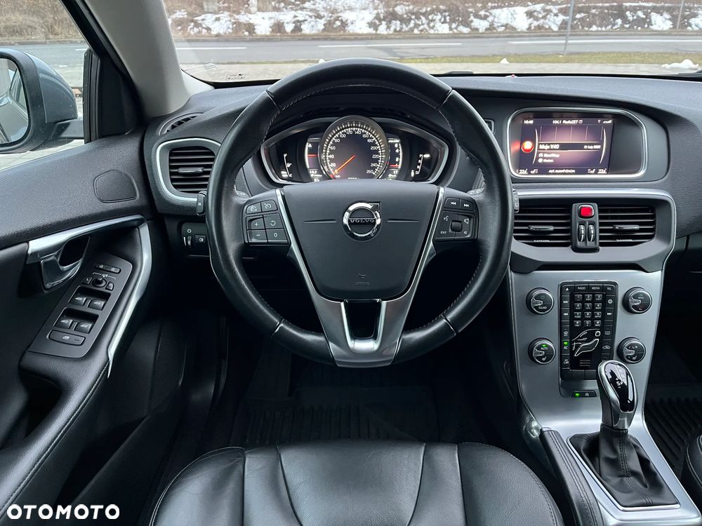 Volvo V40 T3 Drive-E Inscription - 16