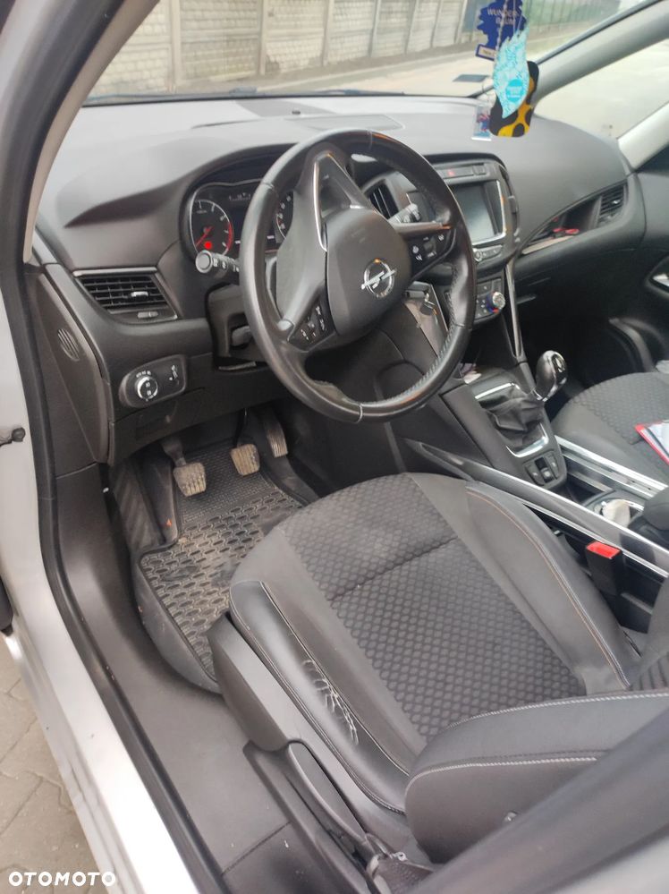 Opel Zafira 1.4 T Elite - 9