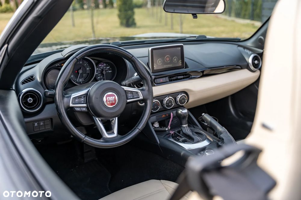 Fiat 124 Spider - 16