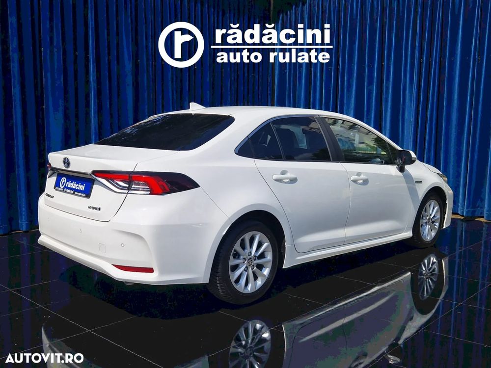 Toyota Corolla Sedan 1.8 HSD Dynamic - 5