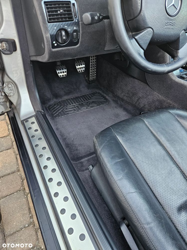 Mercedes-Benz SLK - 17