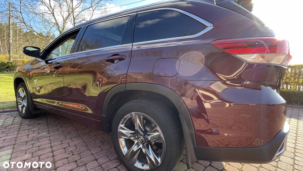 Toyota Highlander - 11