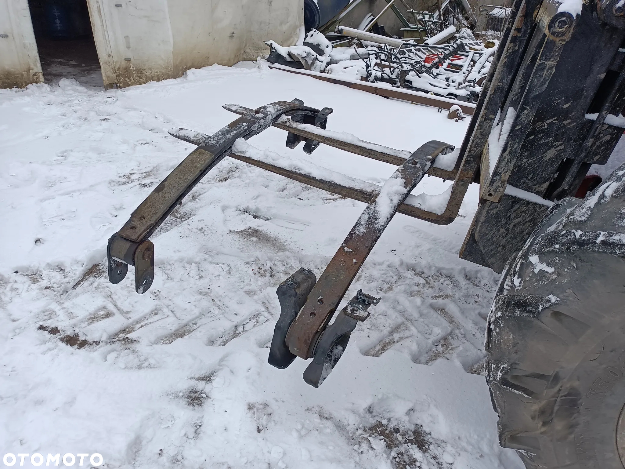 IVECO STRALIS 500 EURO 5 rosor przod podwojny lewy prawy - 2