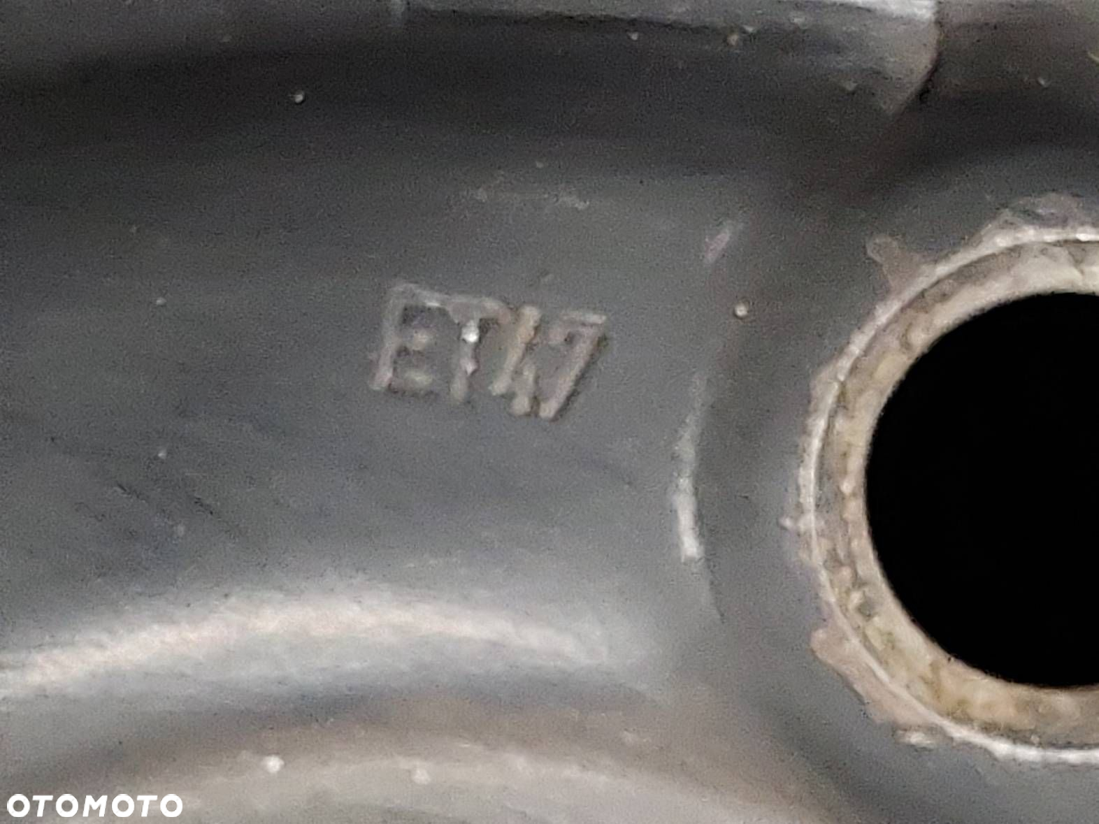 FELGI STALOWE 2 SZT5x112 6Jx15 ET47 FI57,1 VW GOLF V - 9