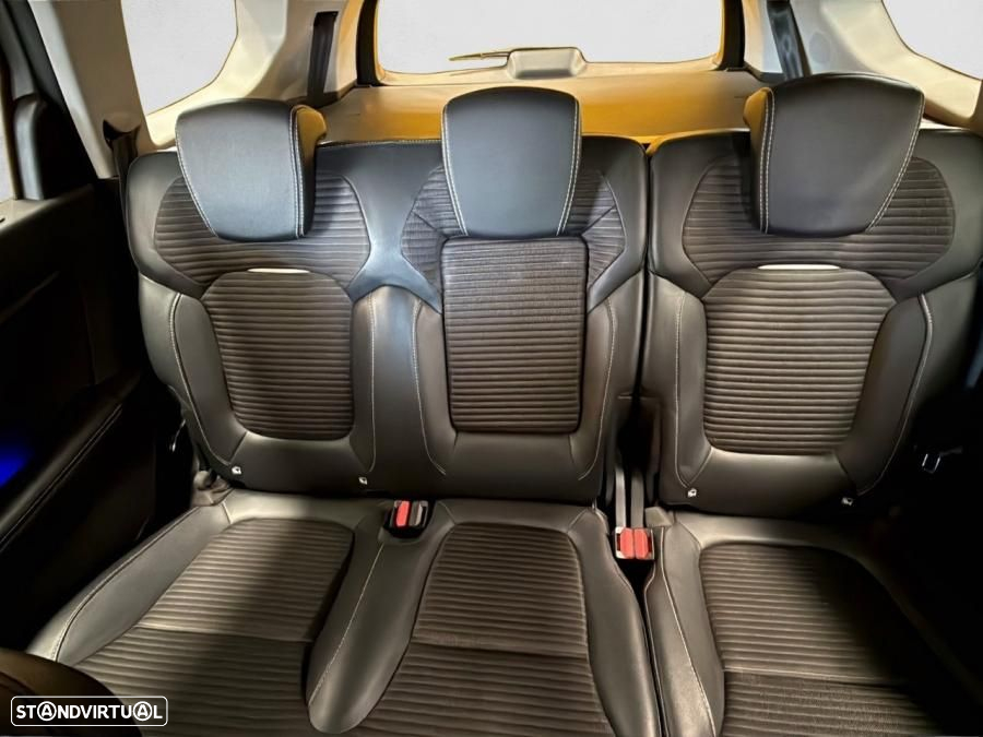 Renault Grand Scénic 1.6 dCi Intens SS - 19