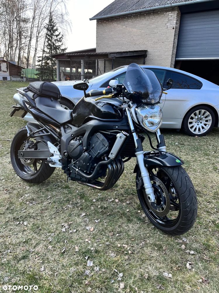 Yamaha FZ6 - 1