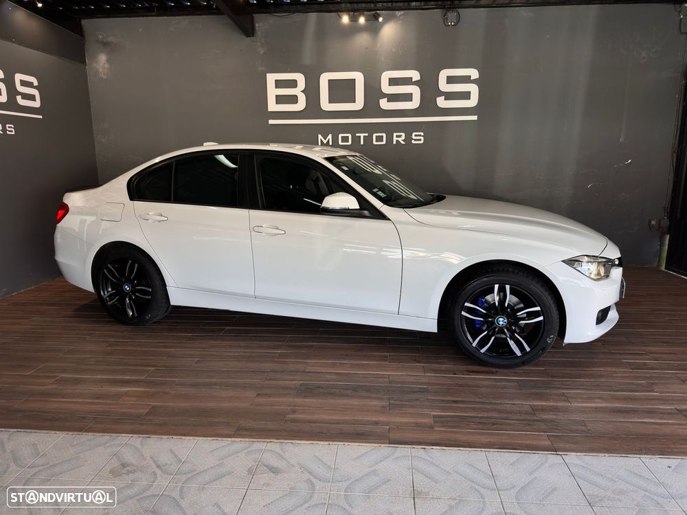 BMW 318 d Line Sport - 8