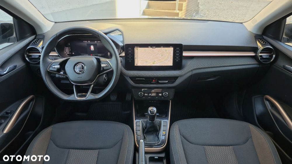 Skoda Fabia 1.0 TSI Style Color - 18