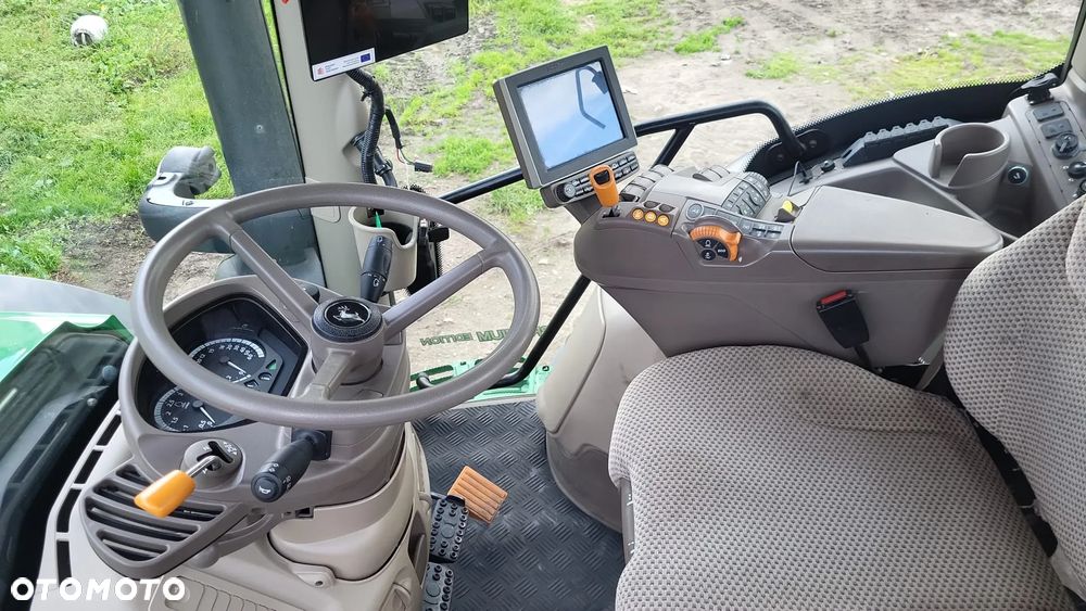 John Deere 6155R - 6