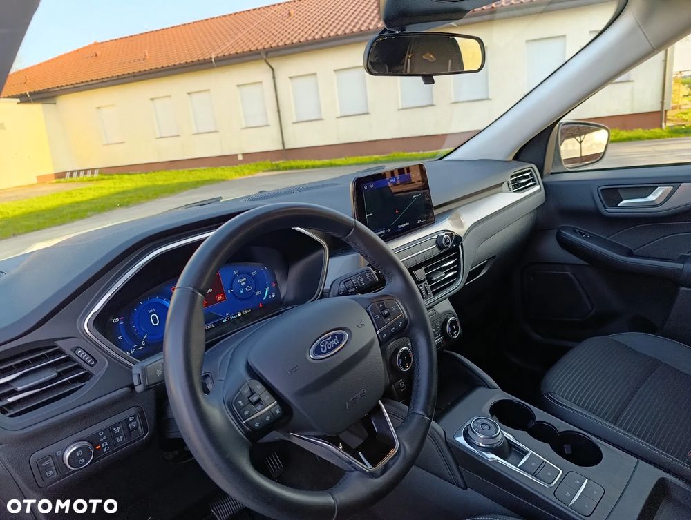 Ford Kuga - 26