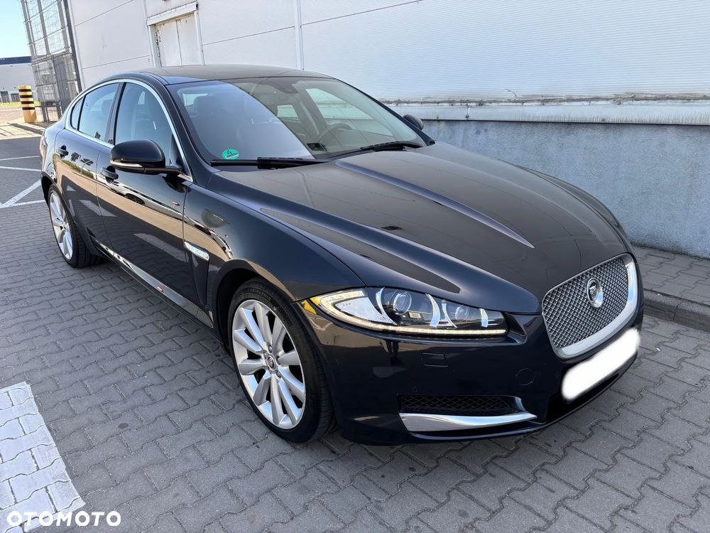 Jaguar XF 2.2 D Luxury - 5