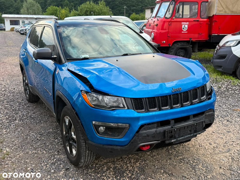 Jeep Compass - 10