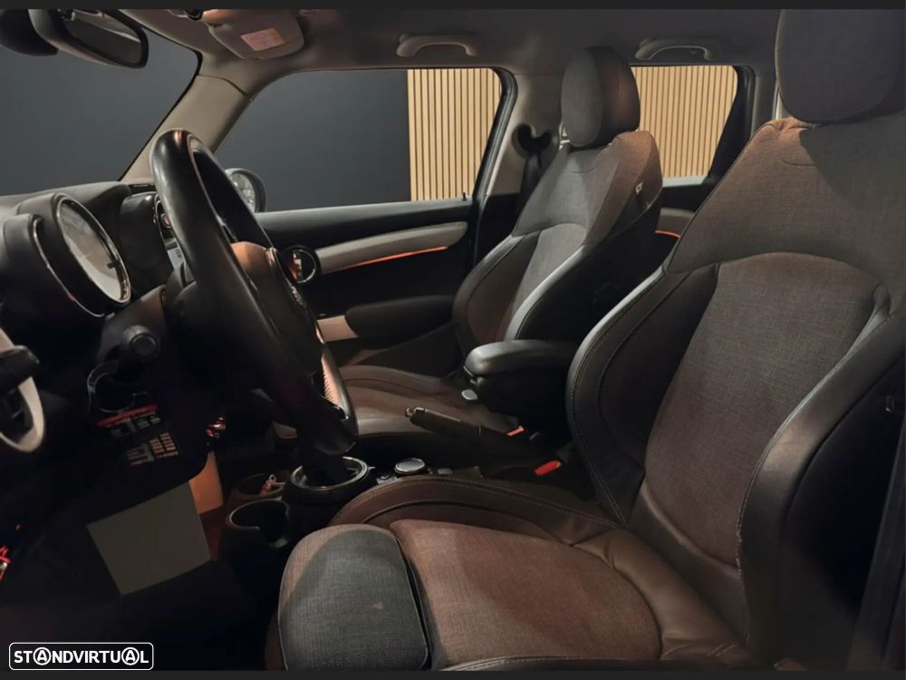 MINI 5 Portas Cooper Aut. Seven Chili - 7