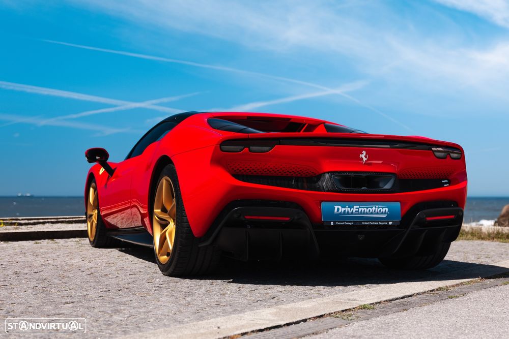 Ferrari 296 GTB GTS - 9