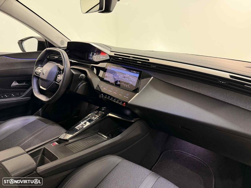 Peugeot 308 1.5 BlueHDi Allure EAT8 - 12