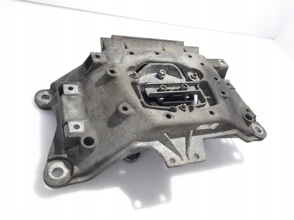 AUDI A4 B8 A5 8T A6 C7 ŁAPA PODPORA SKRZYNI BIEGÓW MOCOWANIE 8K0399263BH - 5