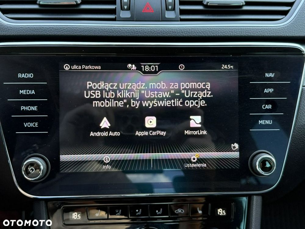 Skoda Superb 1.5 TSI Style DSG - 32