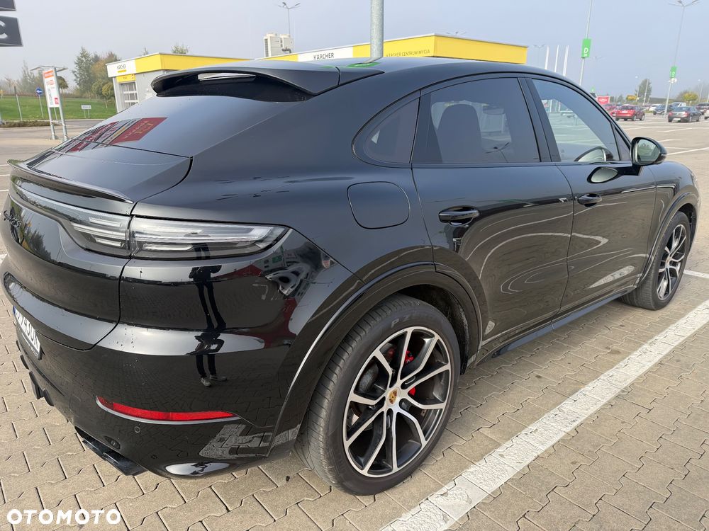 Porsche Cayenne GTS - 12