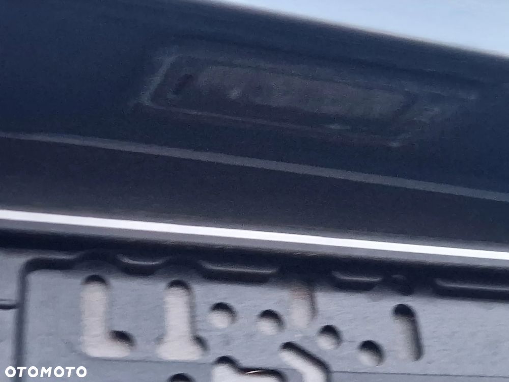 Klapa  tył  skoda  superb  III  kombi  w  kolorze  LF7Y - 4