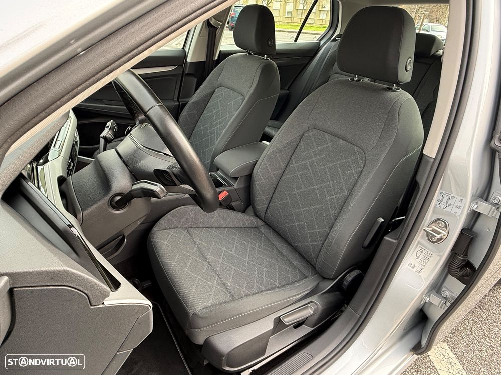 VW Golf 1.5 eTSI Life DSG - 14