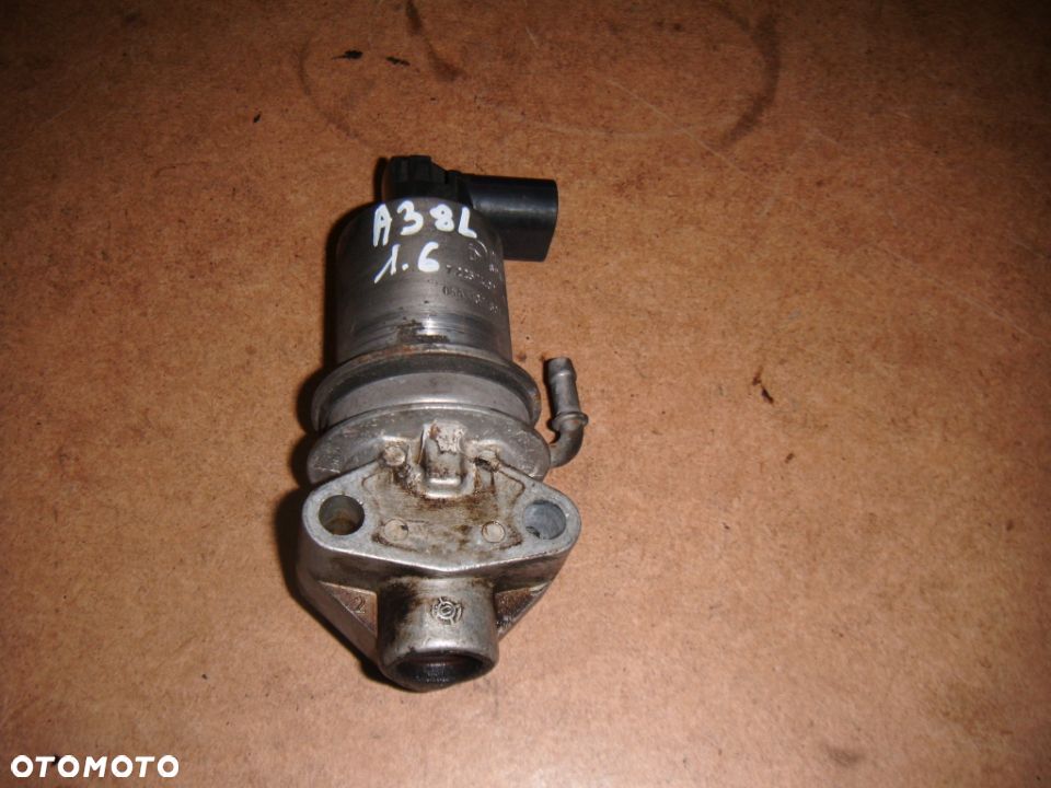 audi a3 8l 00r zawór egr nr 06a131501f - 1