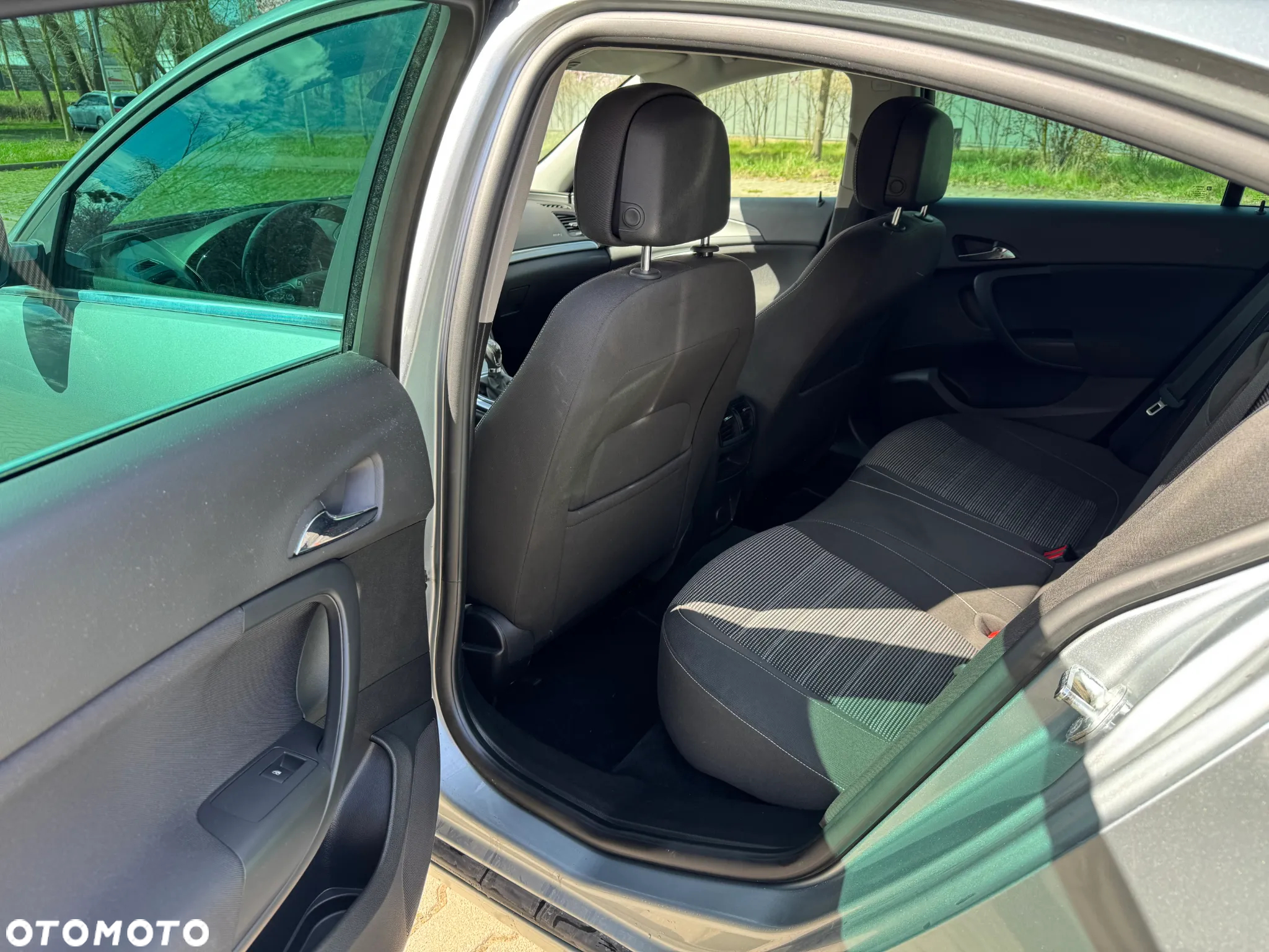 Opel Insignia - 10