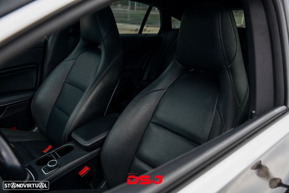 Mercedes-Benz CLA 45 AMG Shooting Brake 4-Matic - 14