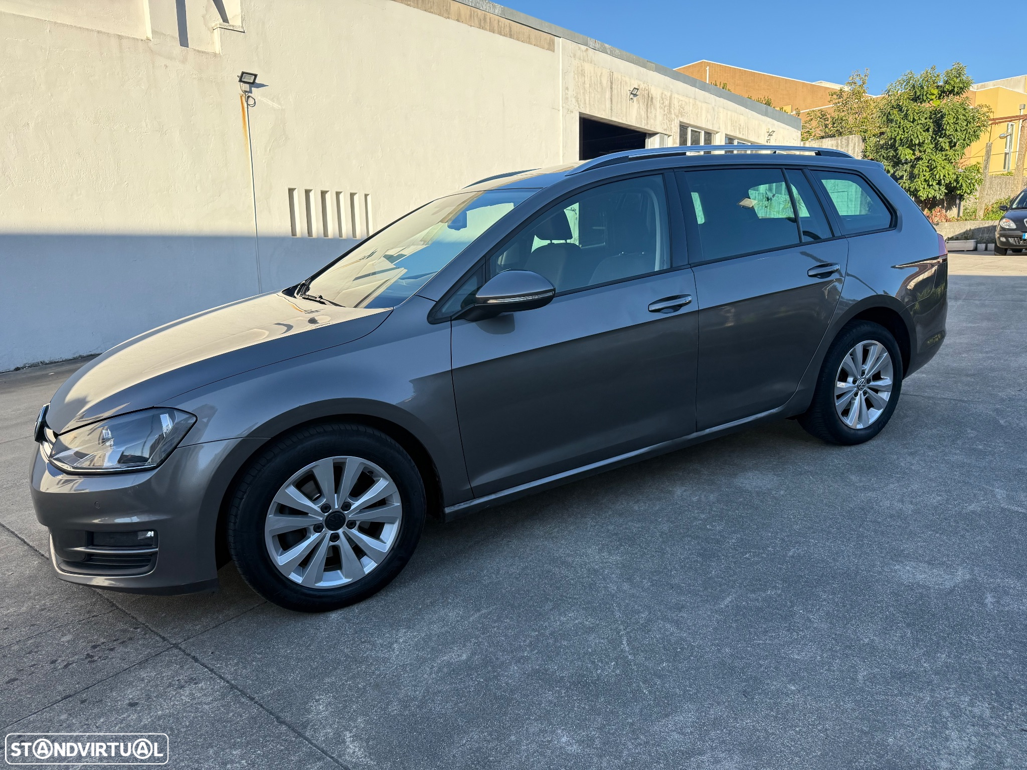 VW Golf Variant - 10