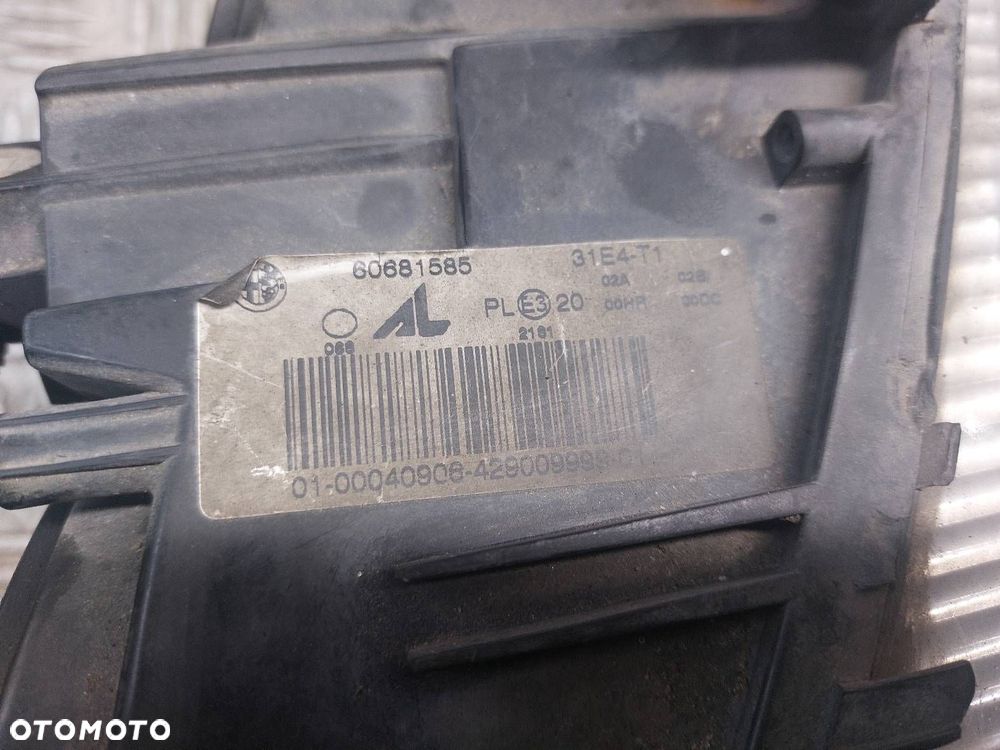 LAMPA PRAWY PRZÓD ALFA ROMEO GT I XENON 60681585 - 3