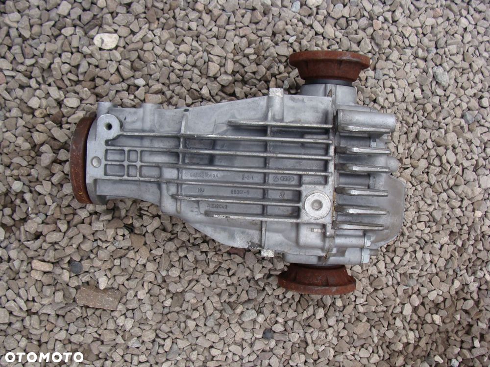 most tył audi a4 a5 b8 0ar525083a !! - 2