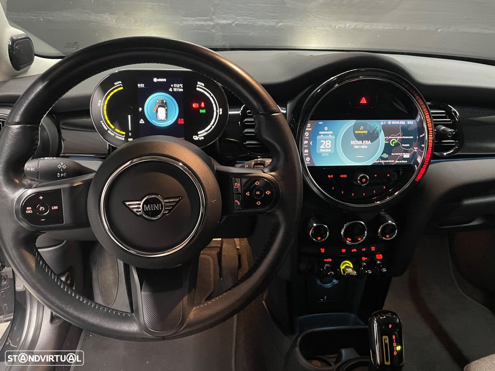 MINI 3 Portas Cooper SE - 11