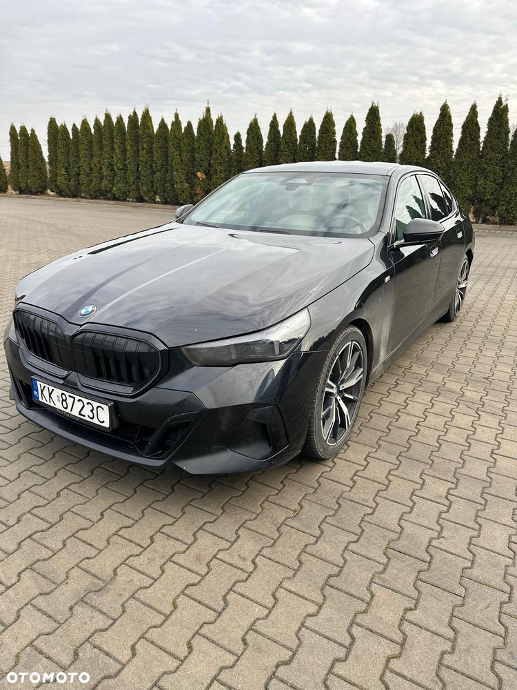 BMW Seria 5 520d xDrive mHEV M Sport - 6