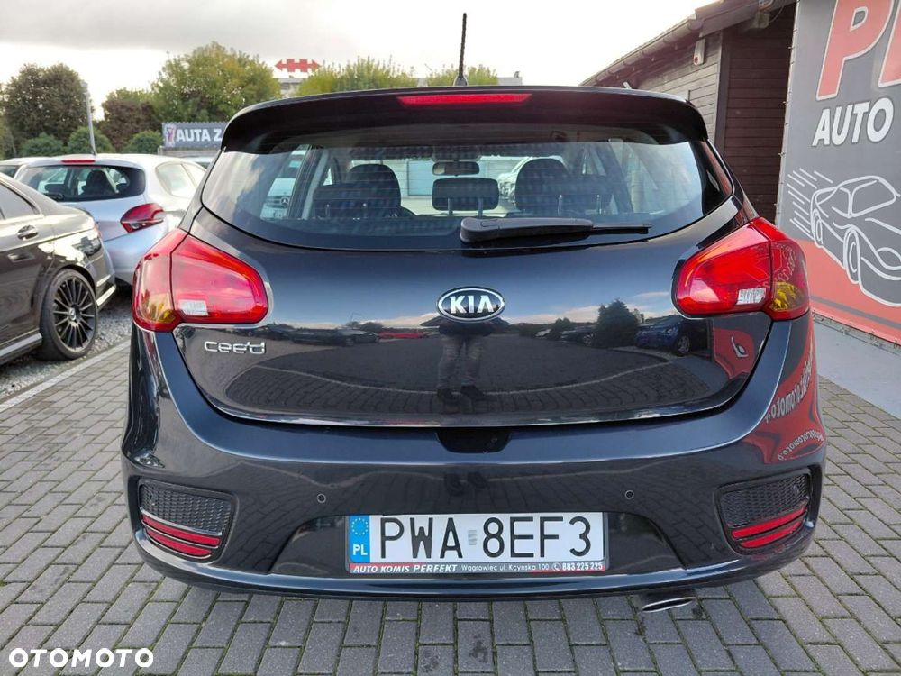 Kia Ceed - 7