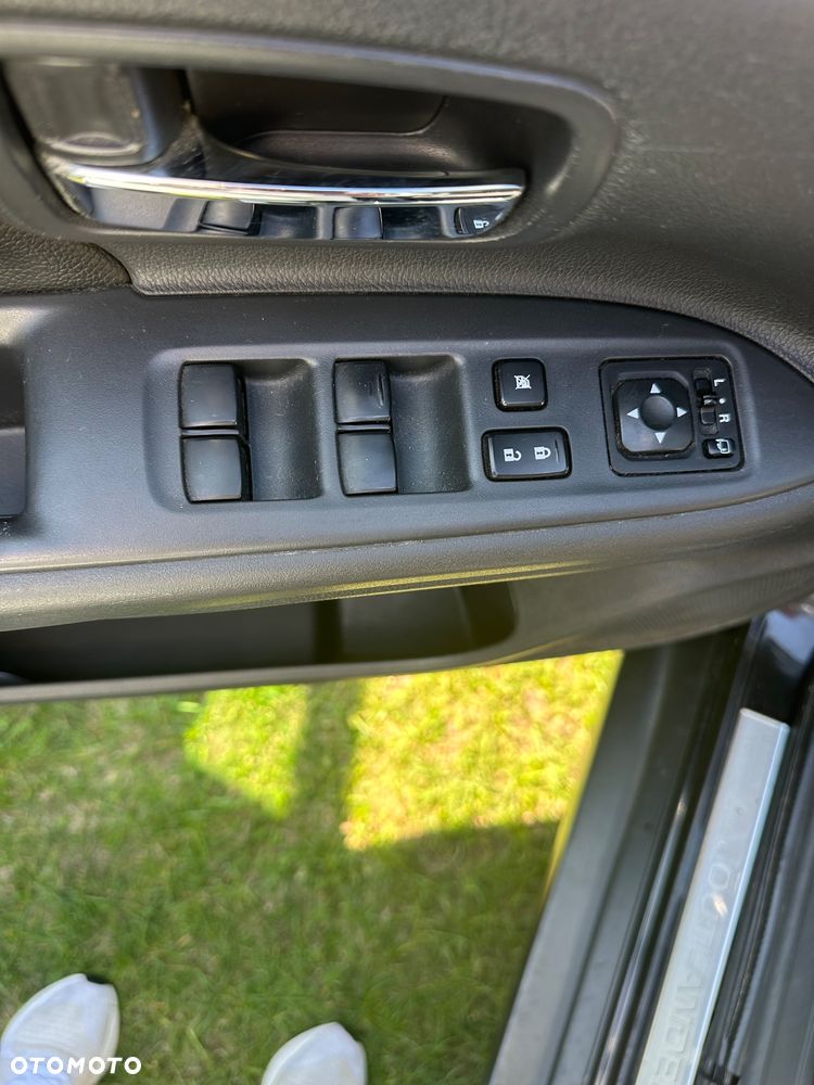 Mitsubishi Outlander 2.2 DI-D Instyle SDA 4WD - 18