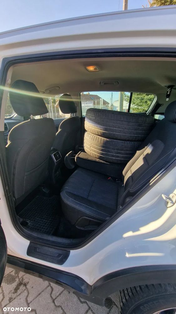 Kia Sportage 1.6 CRDI L 4WD DCT - 10