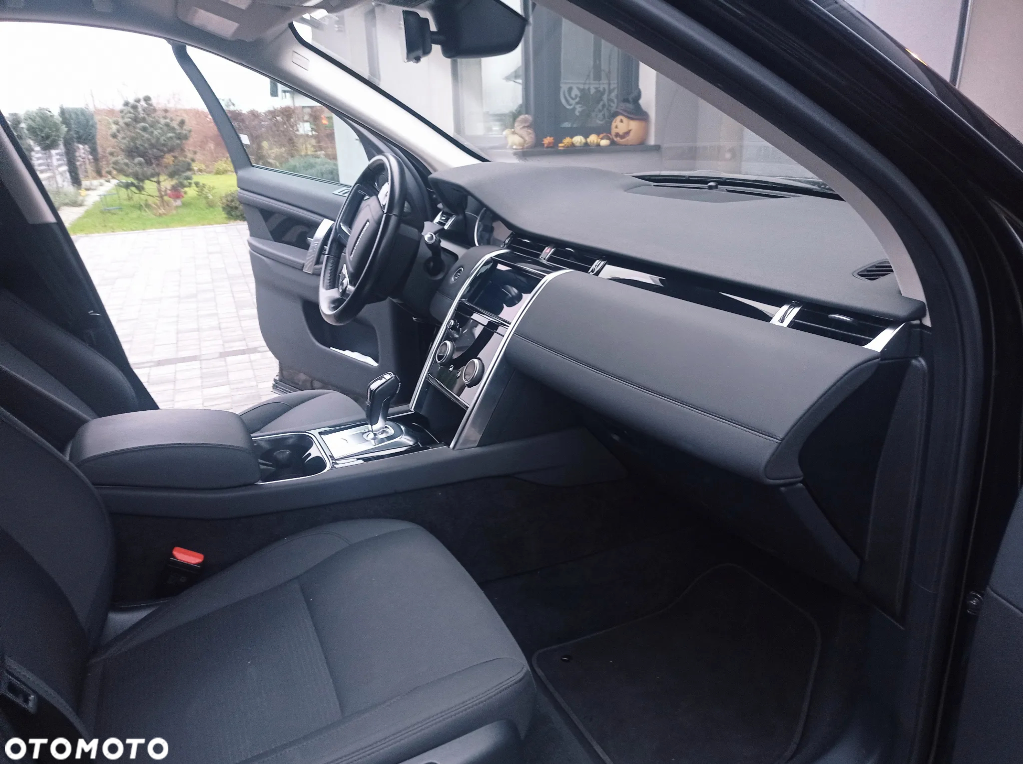 Land Rover Discovery Sport - 21