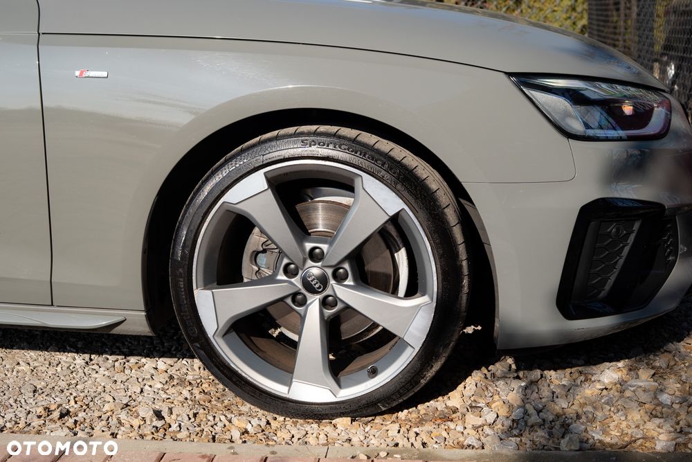 Audi A4 Avant 35 TDI S tronic S line - 32