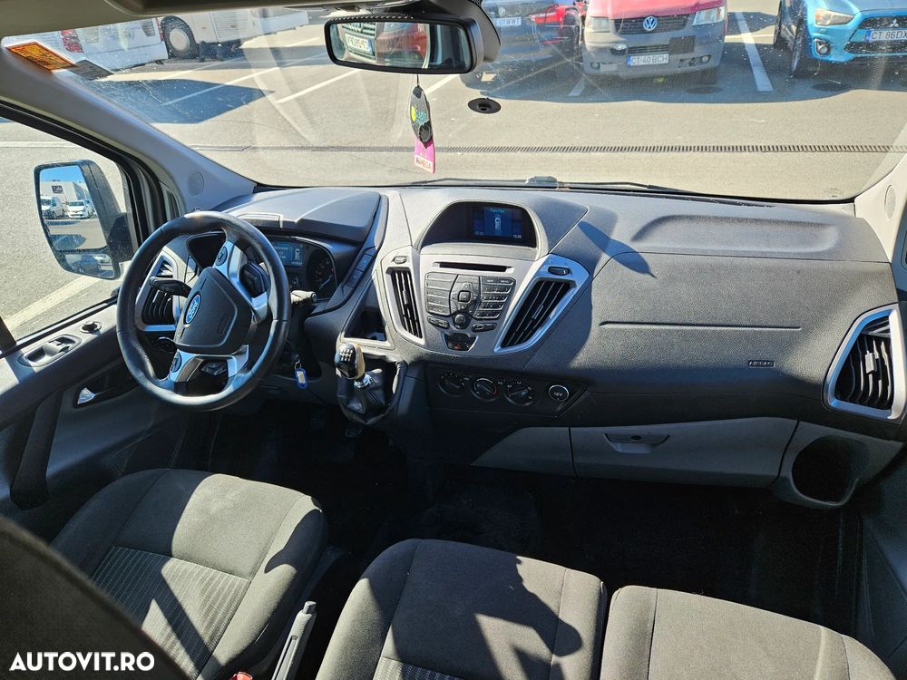 Ford Transit Custom - 8