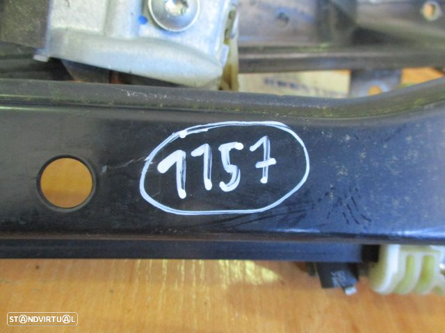 Elevador Sem Motor ELEVSM1157 VW GOLF 5 2005 5P FD - 2
