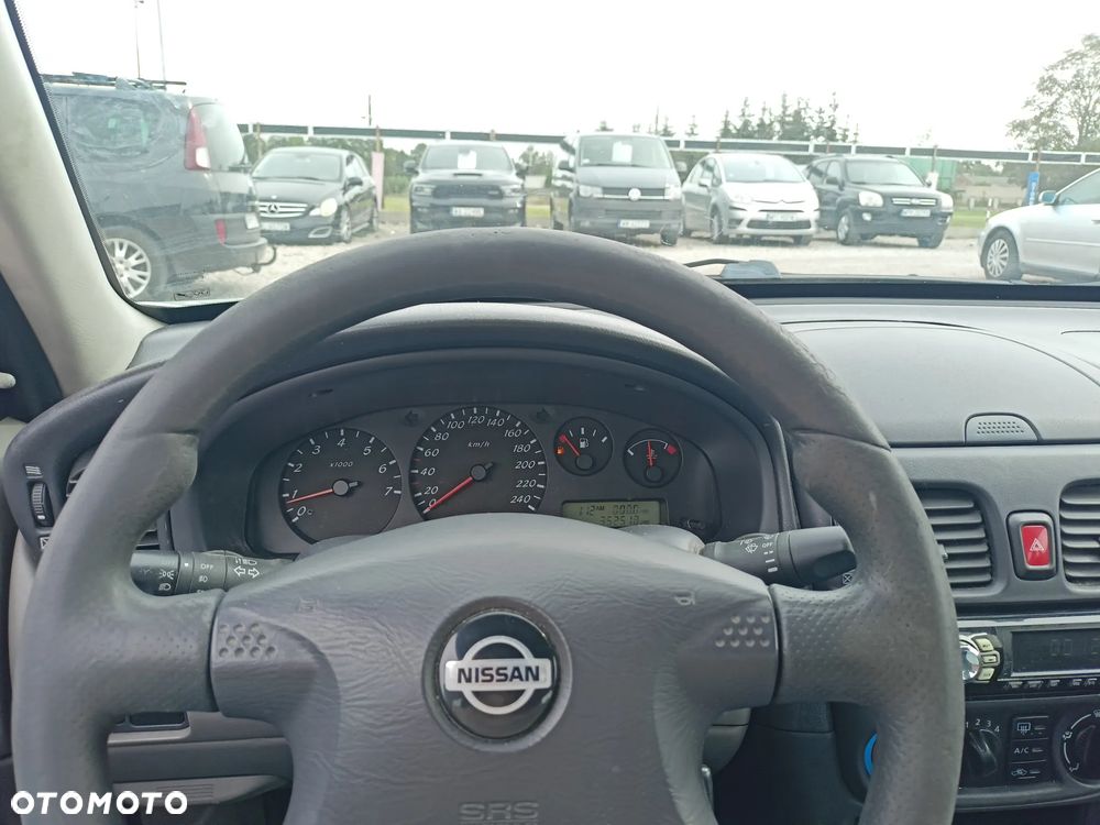 Nissan Almera - 9