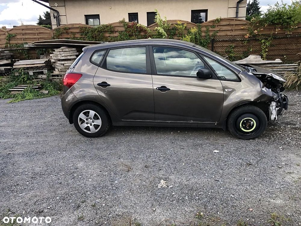 Kia Venga 1.4 CVVT Dream-Team Edition - 4