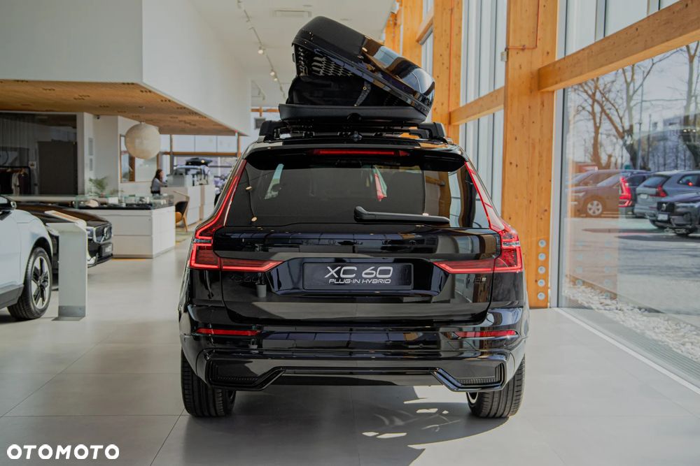 Volvo XC 60 T8 Plug-In Hybrid AWD Ultra Black Edition - 3