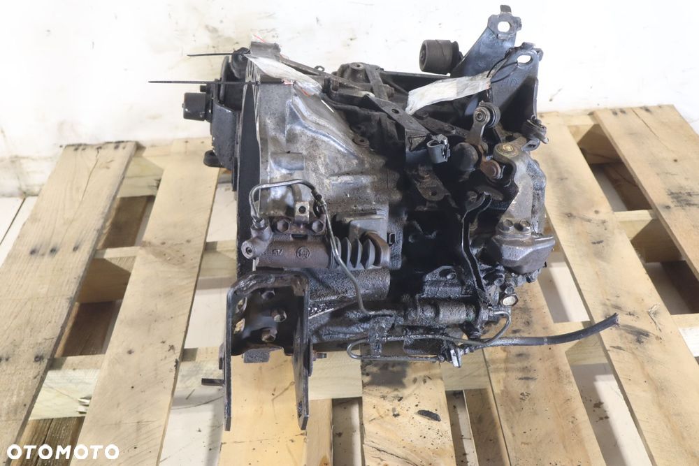 SKRZYNIA BIEGÓW 6 BIEGOWA TOYOTA AURIS I 2.0D4D 25150-2K - 3