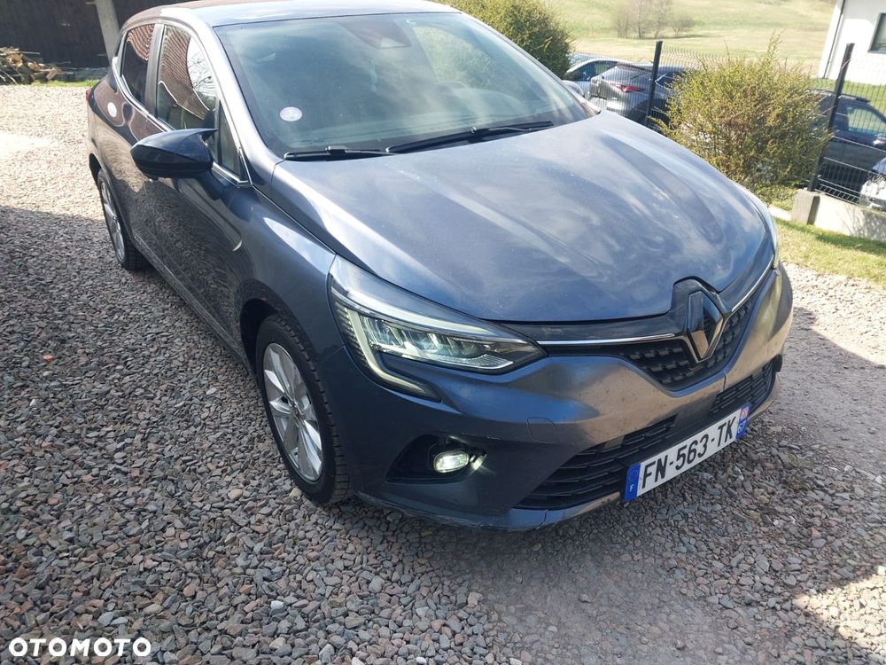 Renault Clio - 11