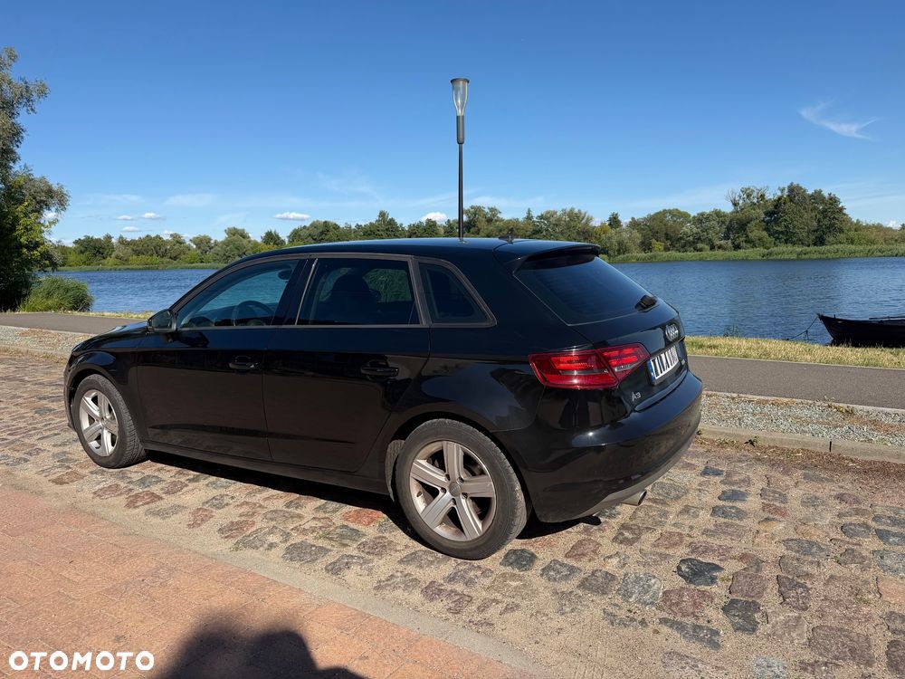 Audi A3 Sportback 1.6 TDI - 4