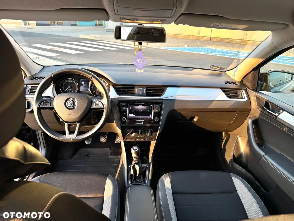 Skoda RAPID 1.0 TSI Ambition - 15