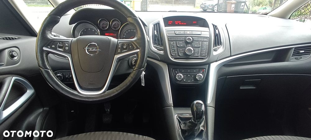 Opel Zafira 1.4 T Cosmo - 26