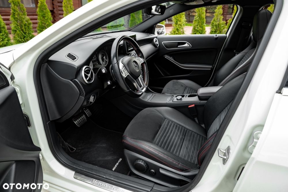 Mercedes-Benz Klasa A 250 4Matic 7G-DCT AMG Line - 17