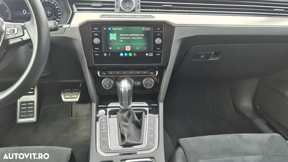 Volkswagen Passat 2.0 TDI DSG Highline - 19