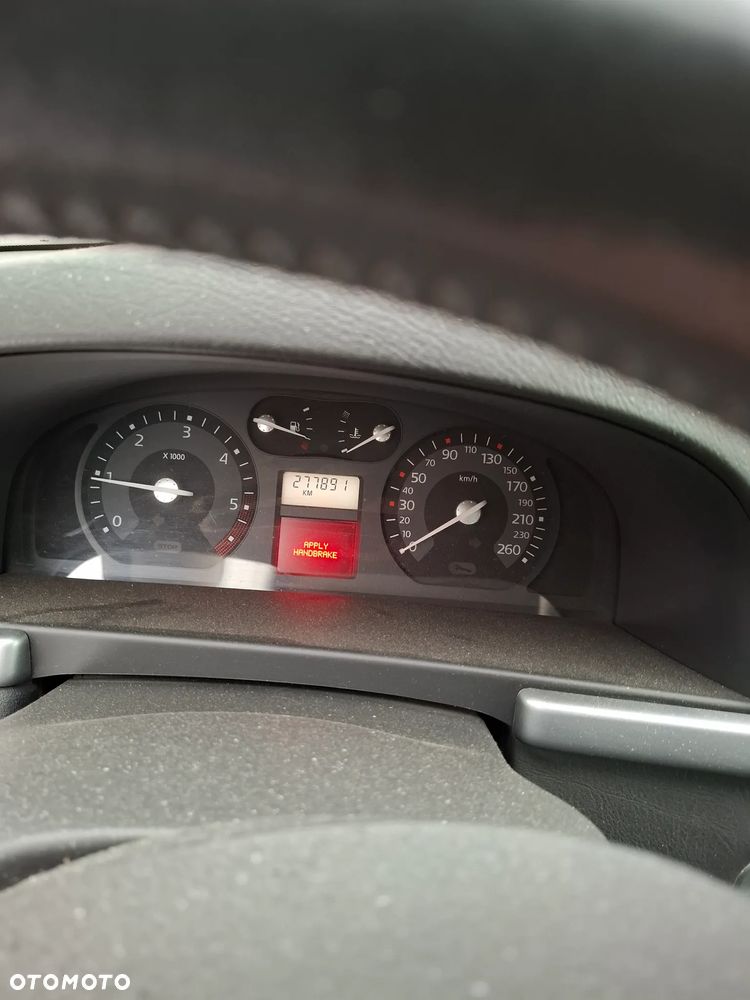 Renault Laguna 1.9 dCi Confort Authentique - 4